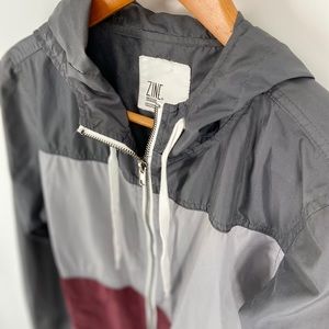 Zine Hooded Windbreaker